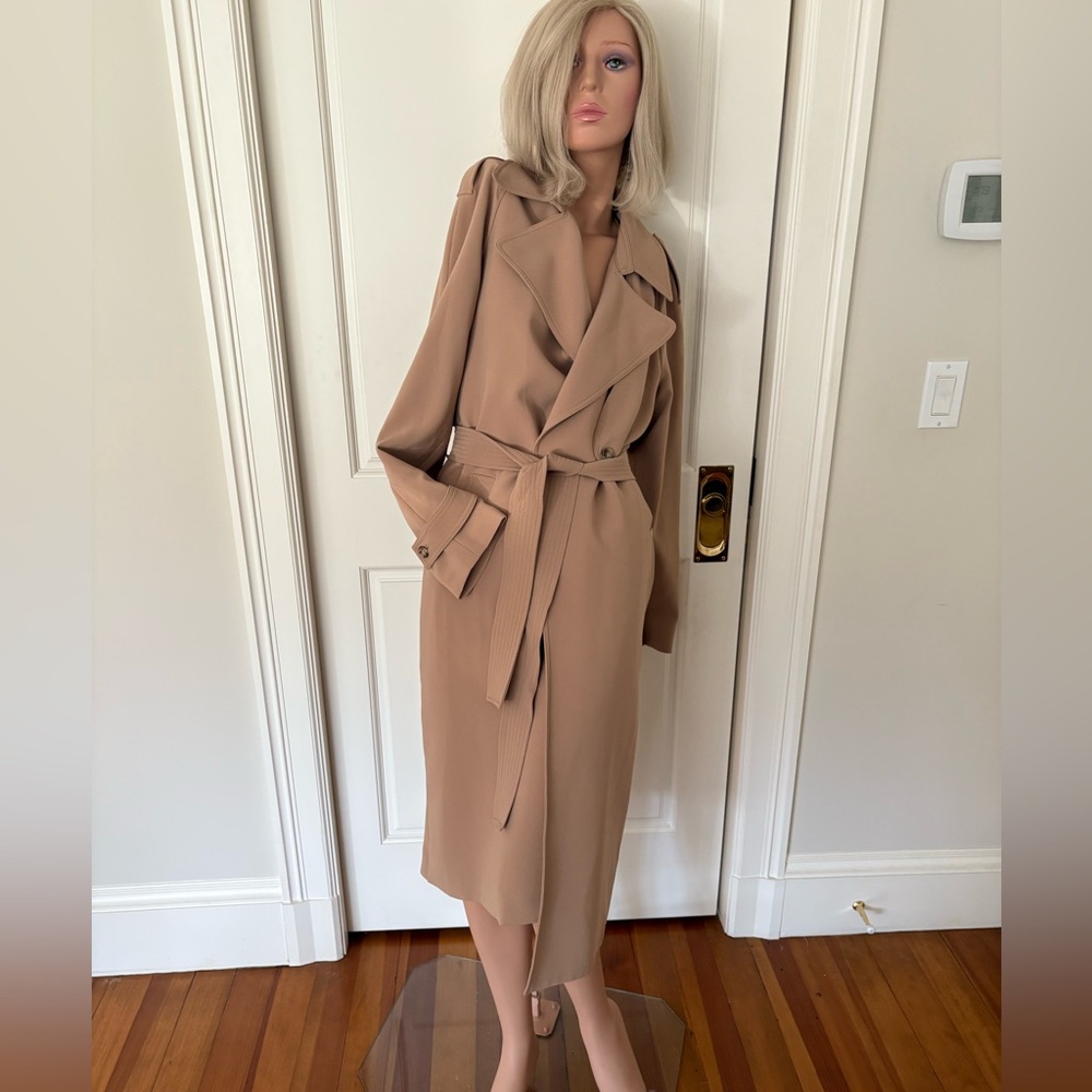 Theory wrap trench sz L / tan/ NWOT